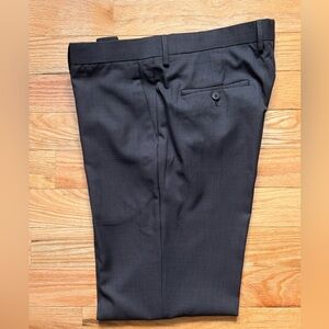 NWOT Haggar Men’s Premium Comfort Dress Pants, Flat Front, Gray, Slim Fit 36x32